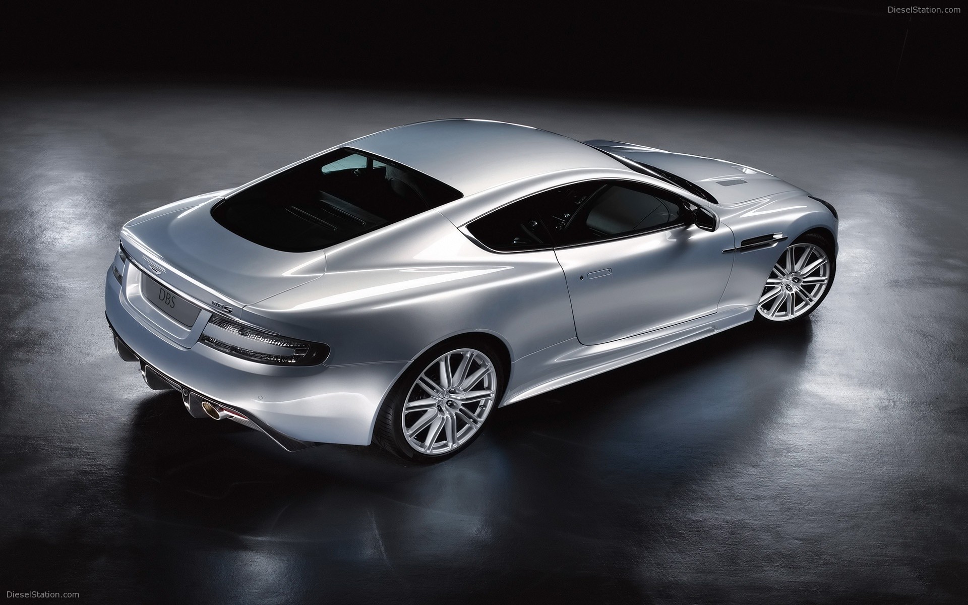 Aston Martin DBS